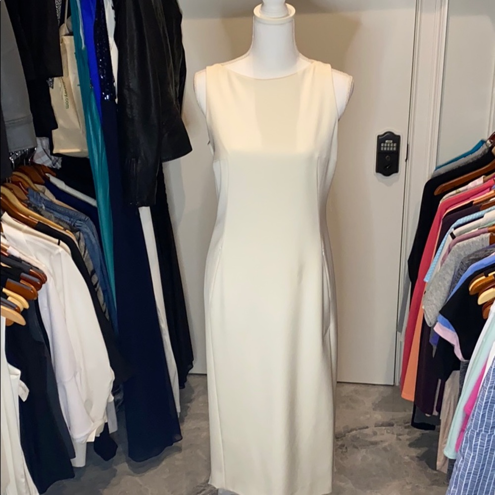 Gorgeous Winter White A-K-R-I-S midis gown